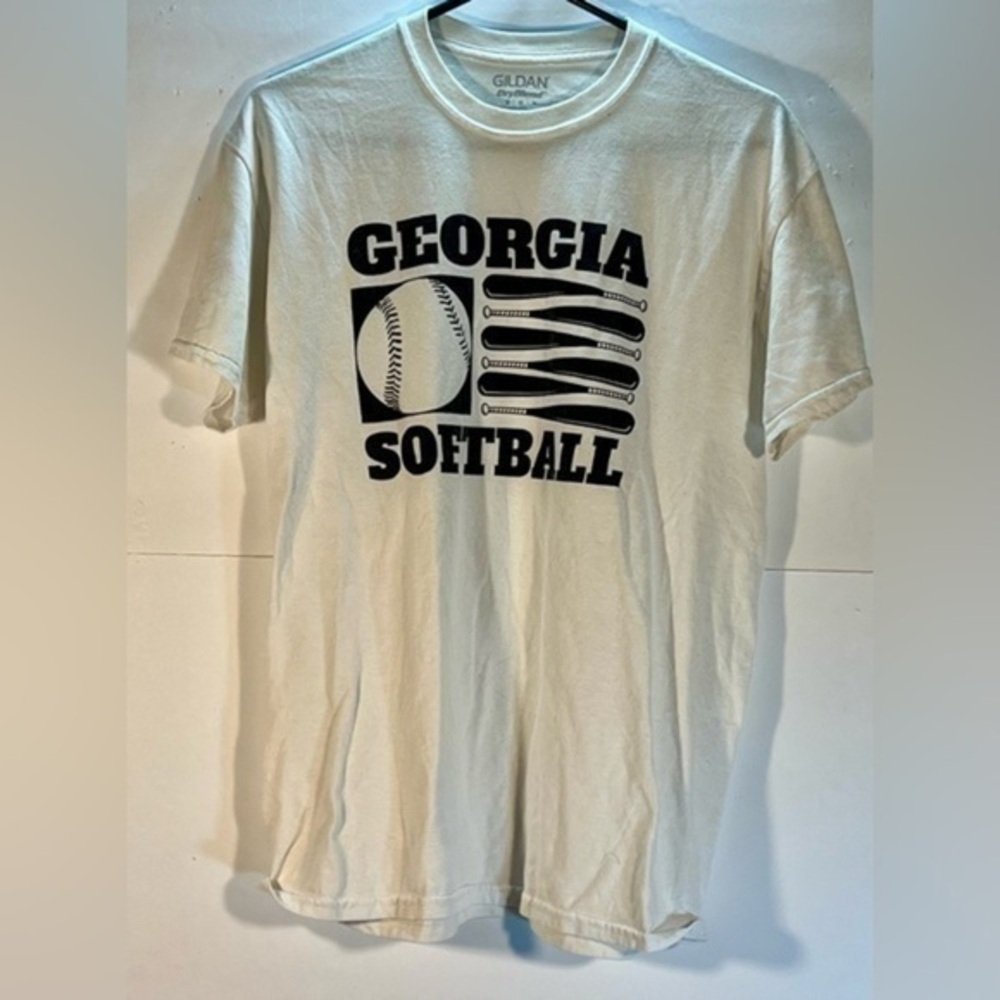 EIGHT WOMENS T-SHIRTS ALL IN GREAT CONDITION SIZE MEDIUM RANDOM COLORS